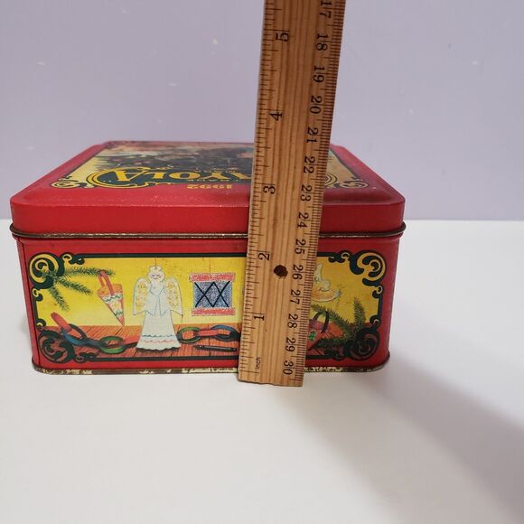 Crayon 1992 Red Metal Tin Container Vintage Farmhouse Country Decor 5.5"×5.5"×3 - Picture 7 of 8